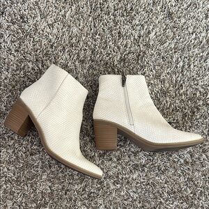 Elegant Cream Ankle Boots
